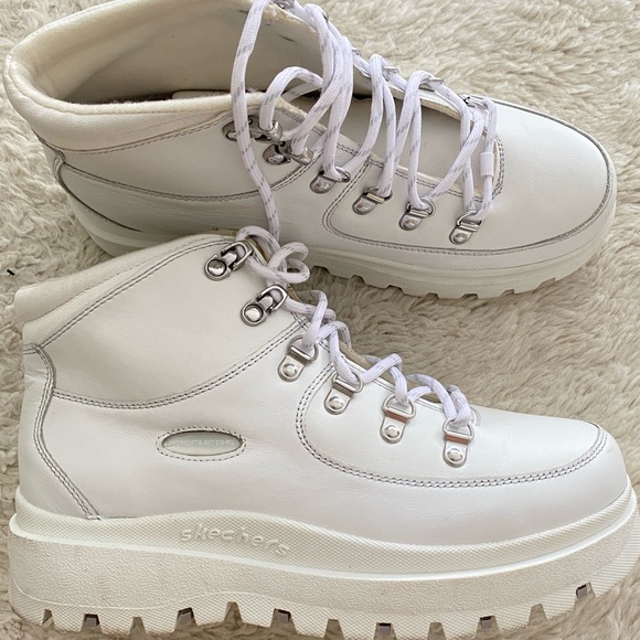 SOLD - Picture 3 of 5